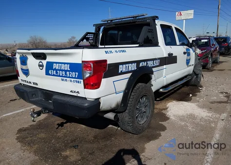 2017 Nissan Titan Xd S Diesel z USA, uszkodzony, nr VIN 1N6BA1F32HN571773